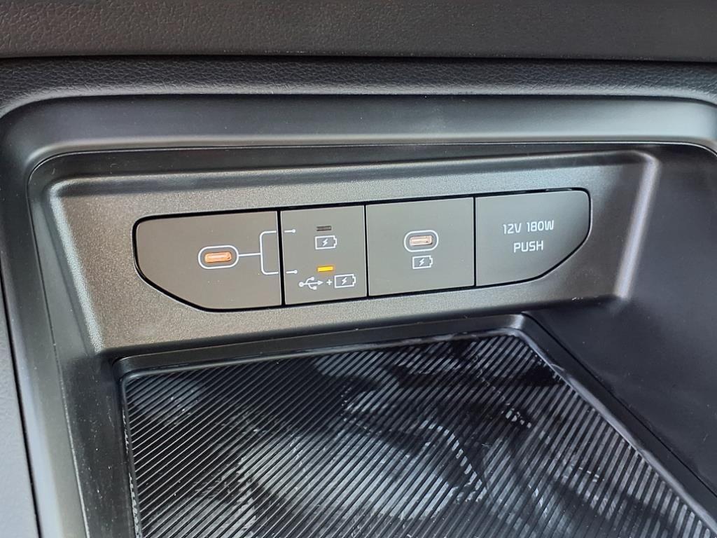 new 2025 Kia K5 car, priced at $27,655