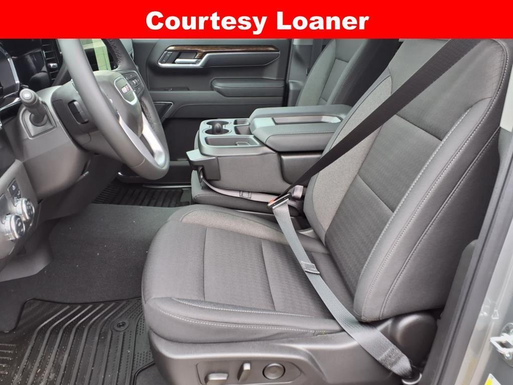 new 2025 GMC Sierra 1500 car, priced at $43,189