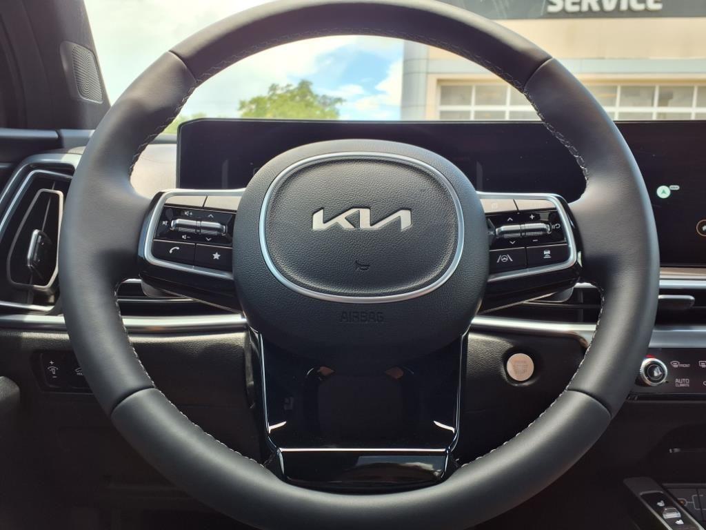 new 2025 Kia Sorento Hybrid car, priced at $46,474