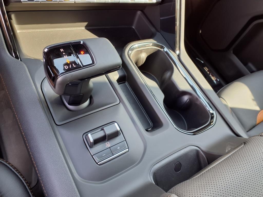 new 2025 GMC Sierra 1500 car, priced at $71,523