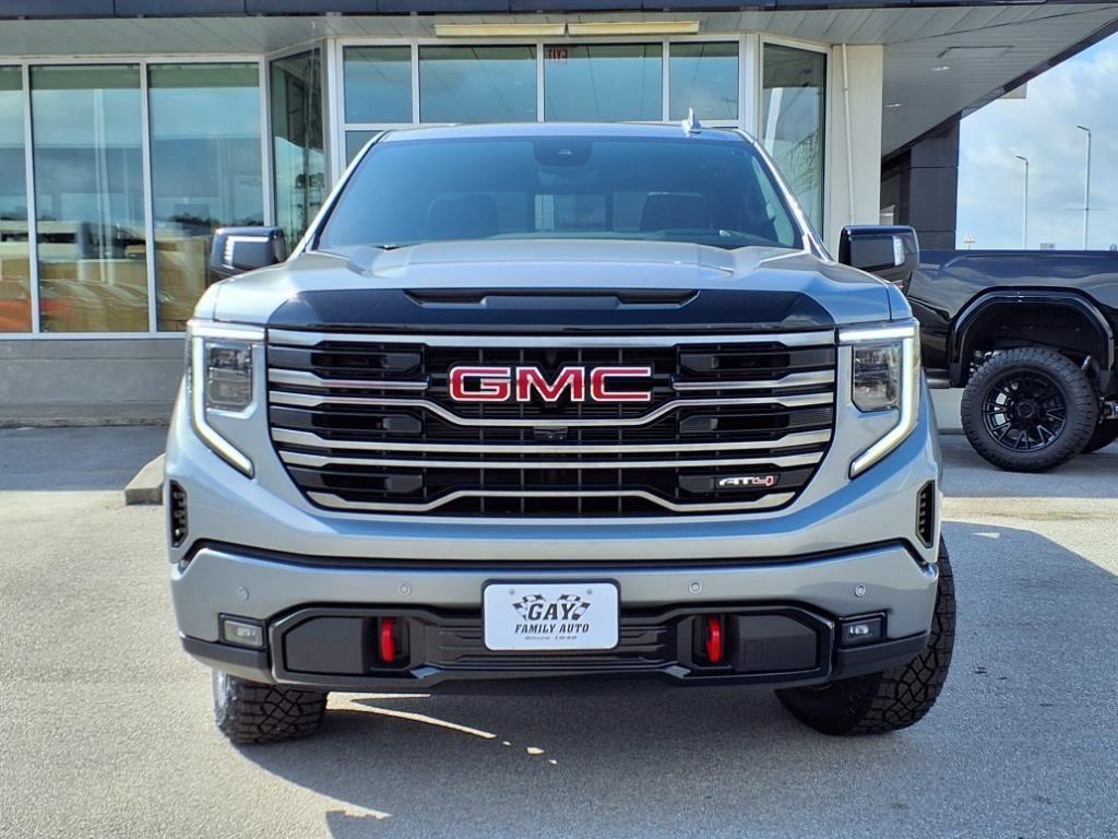 new 2025 GMC Sierra 1500 car, priced at $71,523