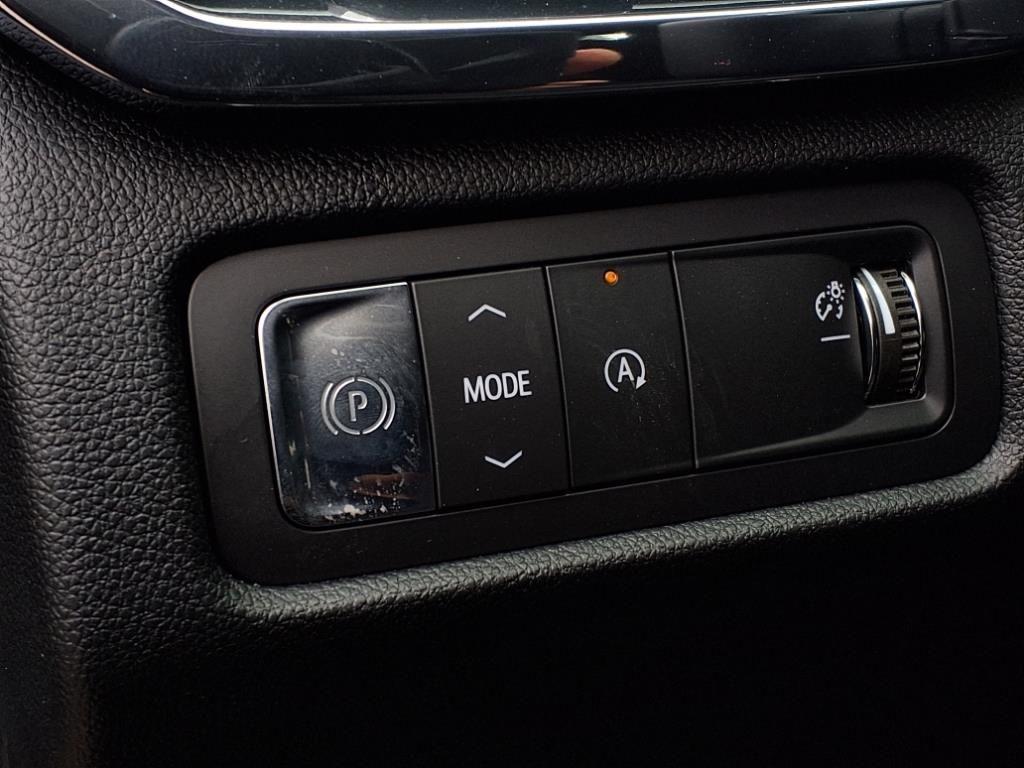new 2025 GMC Acadia car, priced at $42,787