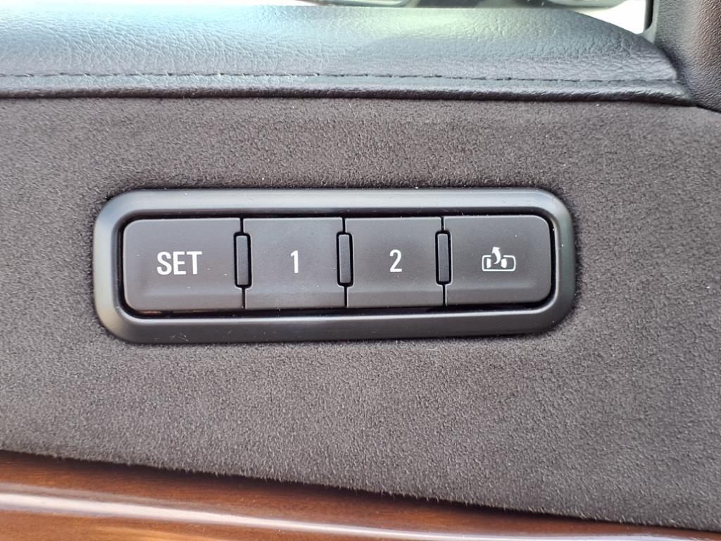 used 2018 Cadillac Escalade car, priced at $33,792