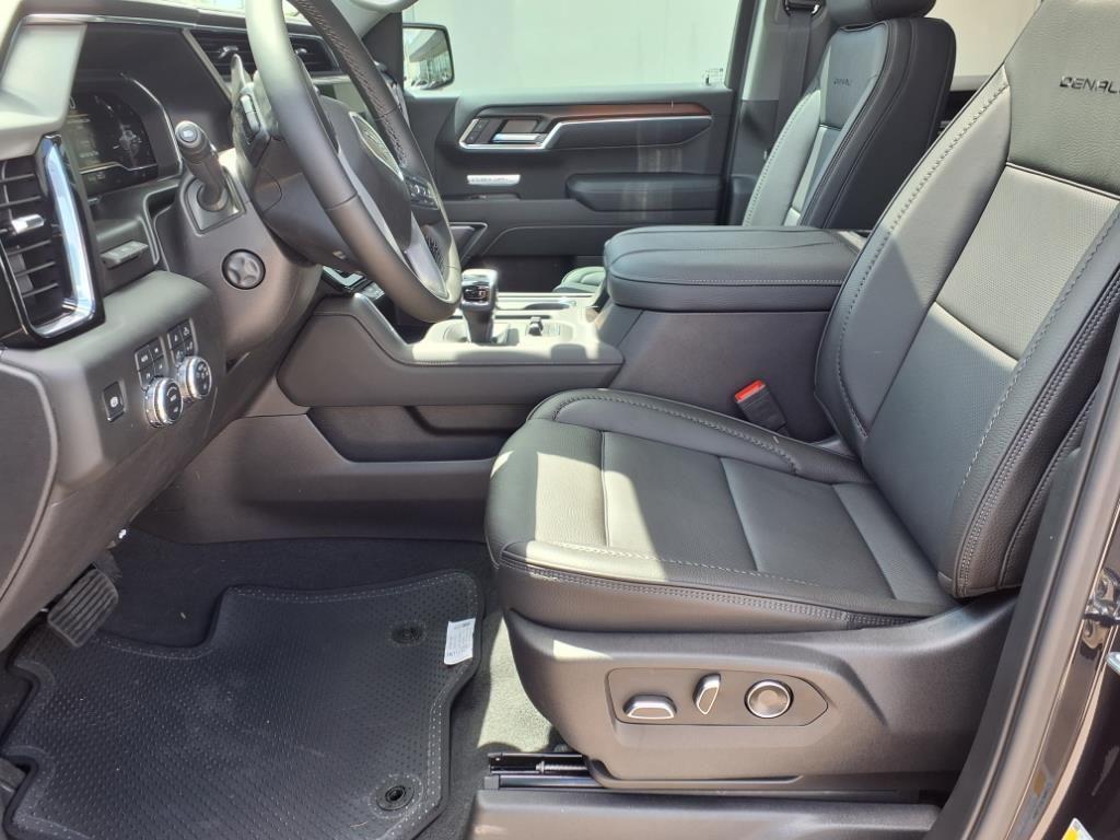 new 2025 GMC Sierra 1500 car, priced at $68,710