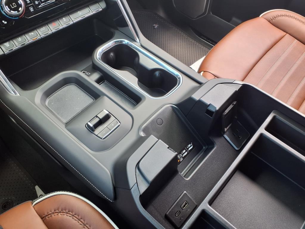 new 2025 GMC Sierra 2500 car, priced at $92,812