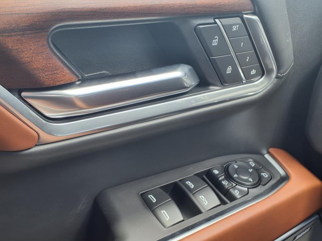 new 2025 GMC Sierra 2500 car, priced at $92,812