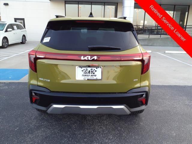 new 2024 Kia Seltos car, priced at $28,795