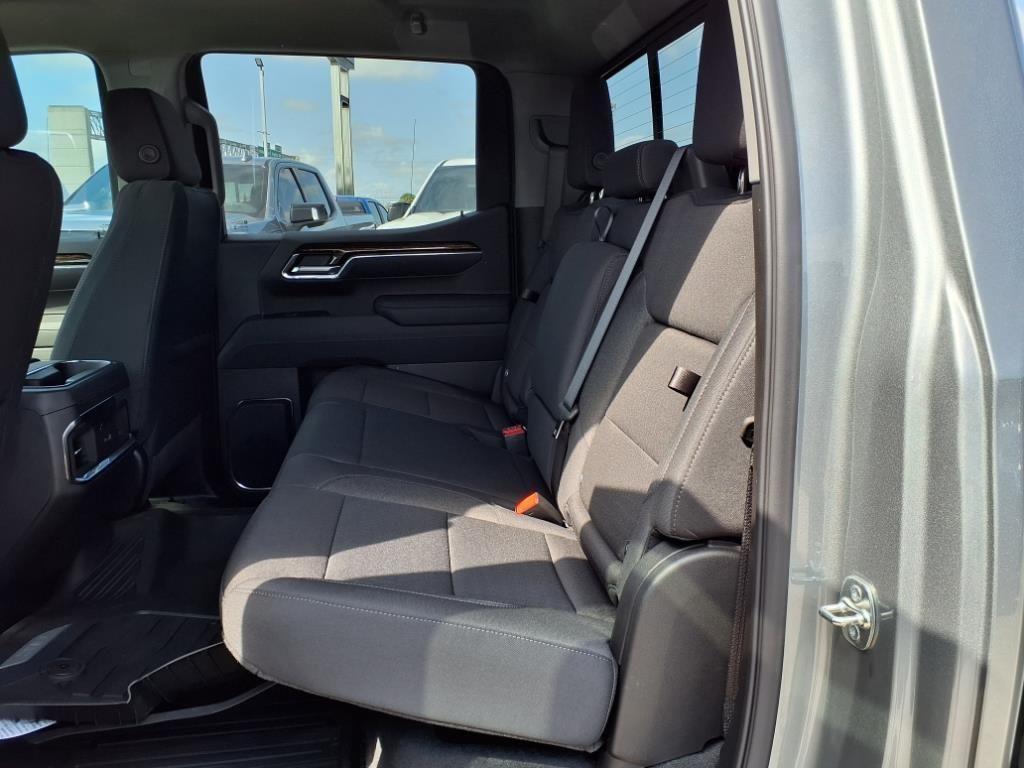 new 2025 GMC Sierra 1500 car, priced at $54,107