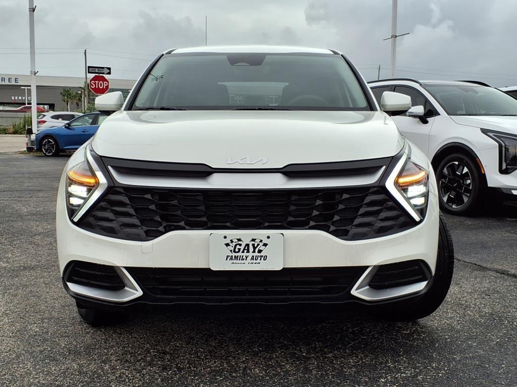new 2025 Kia Sportage car, priced at $26,995