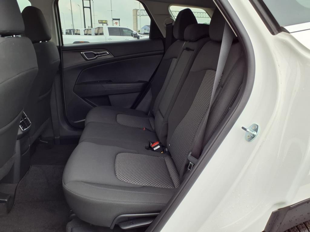 new 2025 Kia Sportage car, priced at $26,995