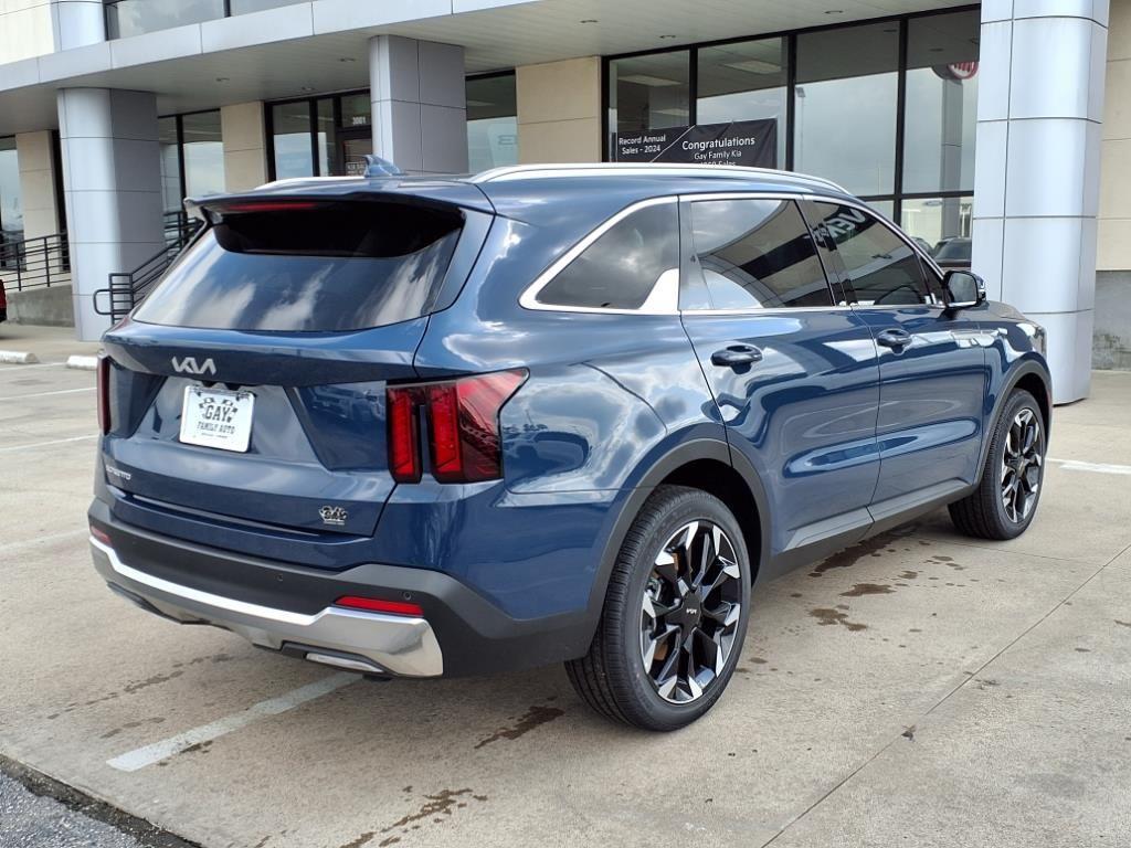 new 2025 Kia Sorento car, priced at $39,482