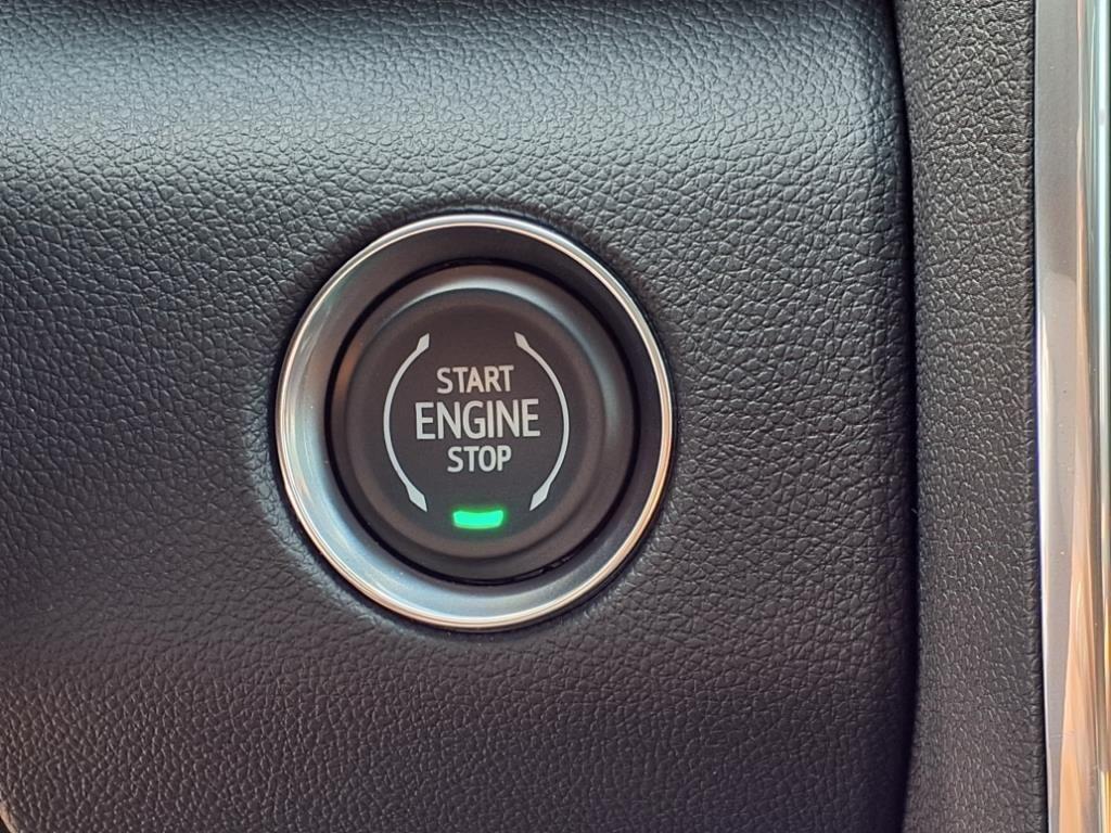 new 2025 GMC Acadia car, priced at $44,033