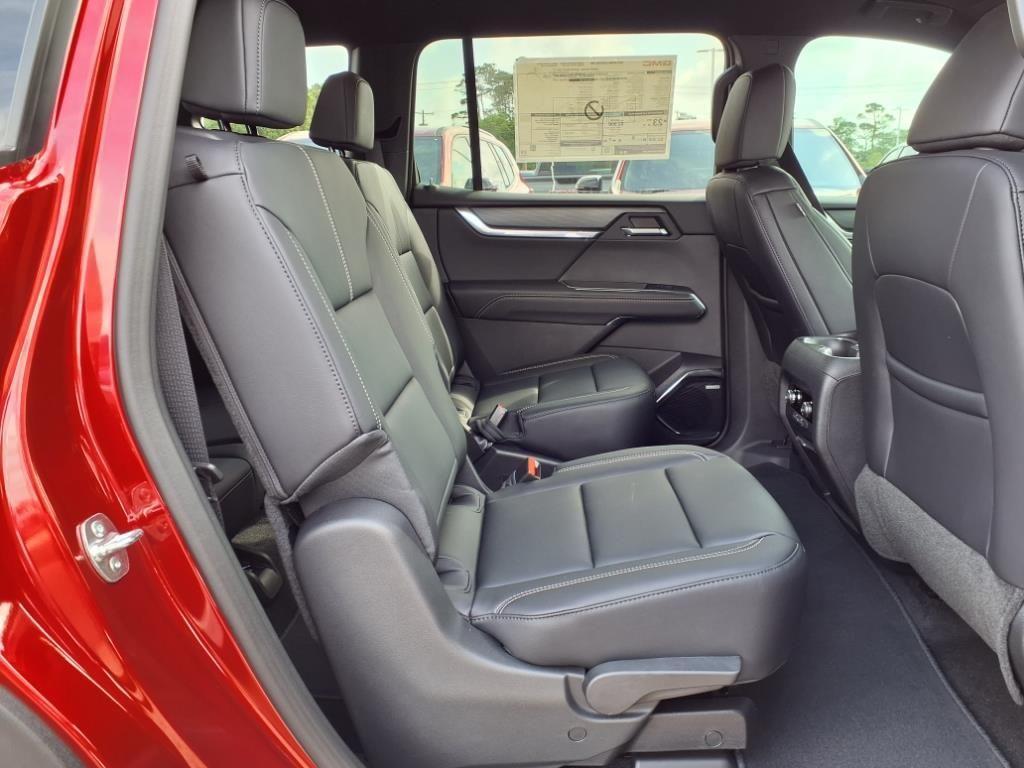 new 2025 GMC Acadia car, priced at $44,033