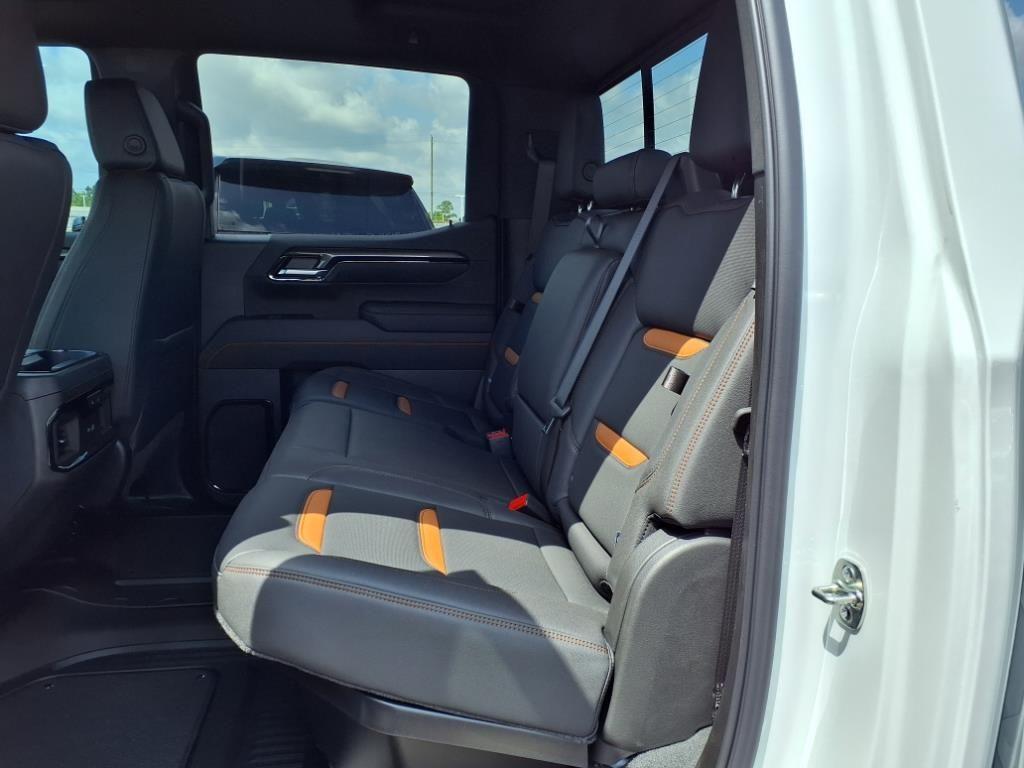 new 2025 GMC Sierra 1500 car, priced at $70,745
