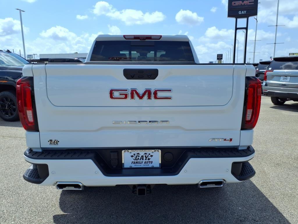 new 2025 GMC Sierra 1500 car, priced at $70,745