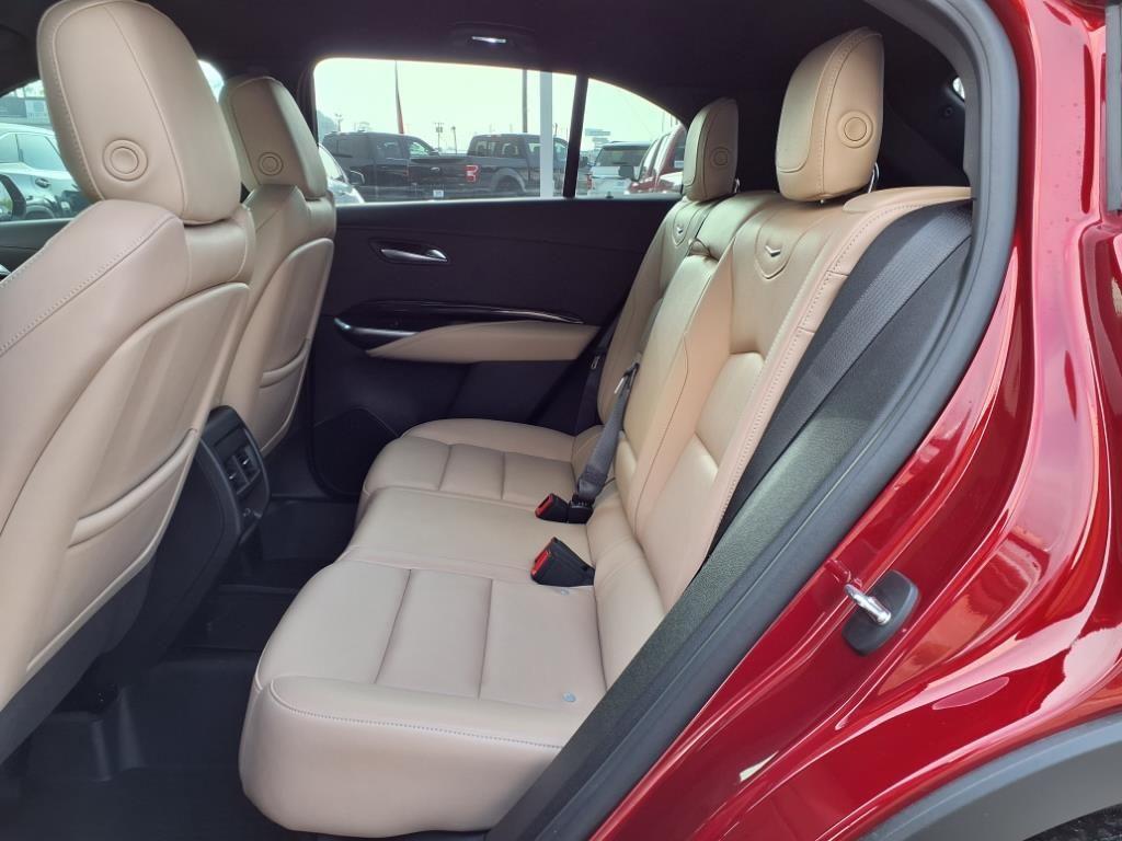 used 2024 Cadillac XT4 car, priced at $35,994