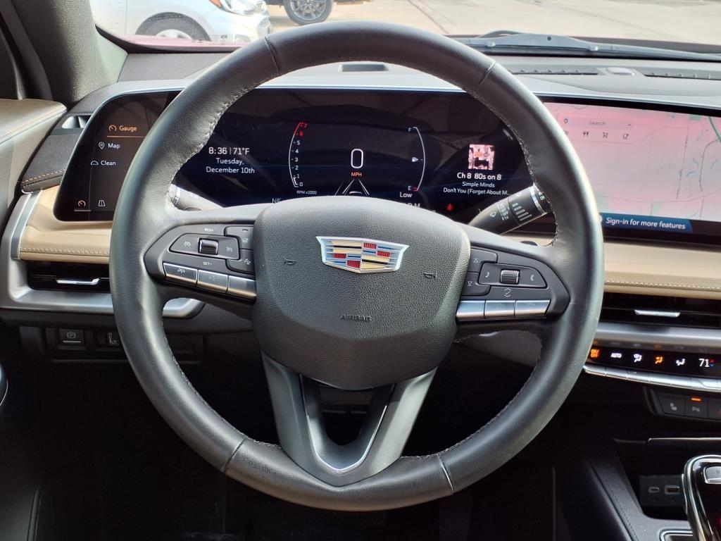 used 2024 Cadillac XT4 car, priced at $35,994