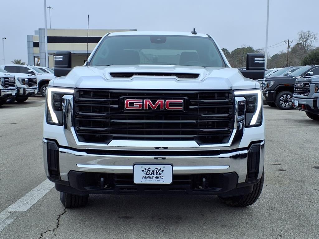 new 2025 GMC Sierra 2500 car, priced at $49,330