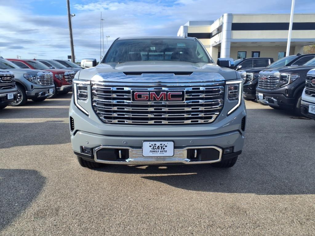 new 2025 GMC Sierra 1500 car, priced at $67,849