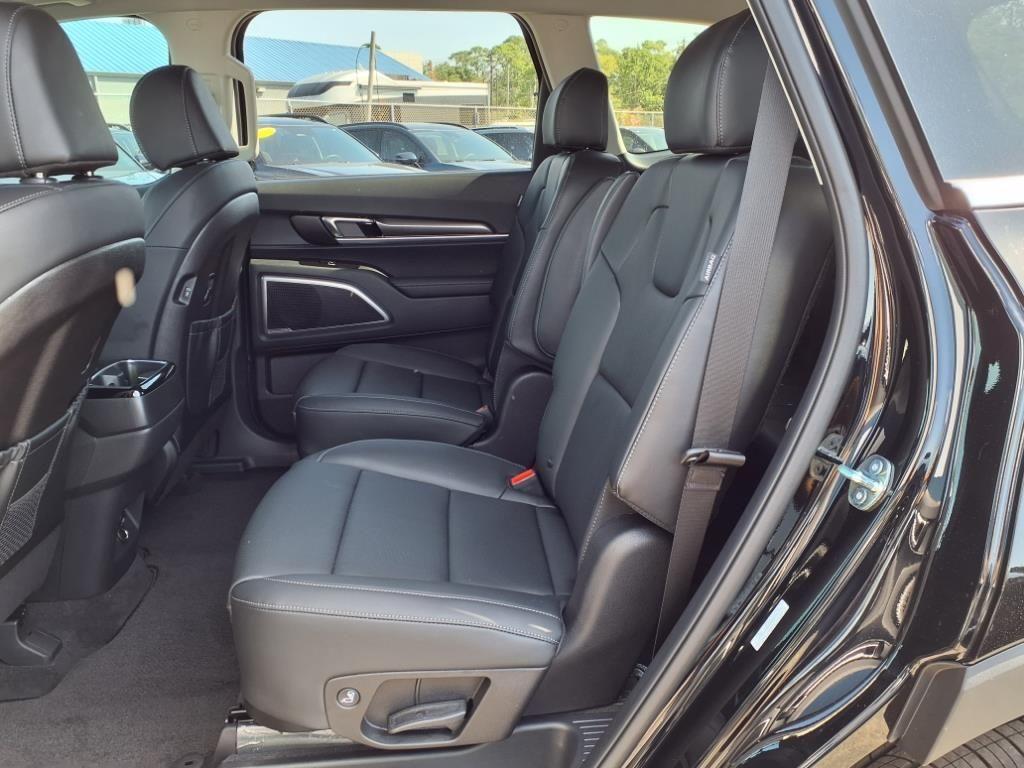 new 2025 Kia Telluride car, priced at $39,936