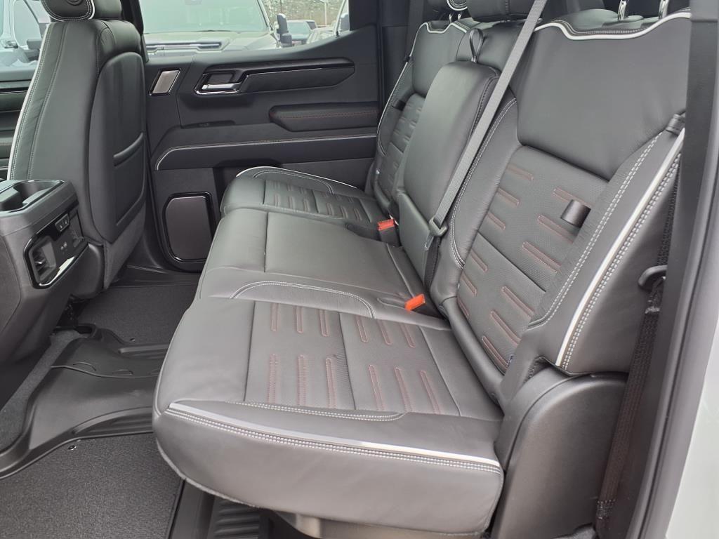new 2025 GMC Sierra 1500 car, priced at $74,581