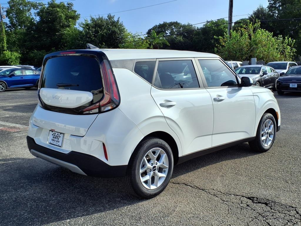 new 2025 Kia Soul car, priced at $23,431