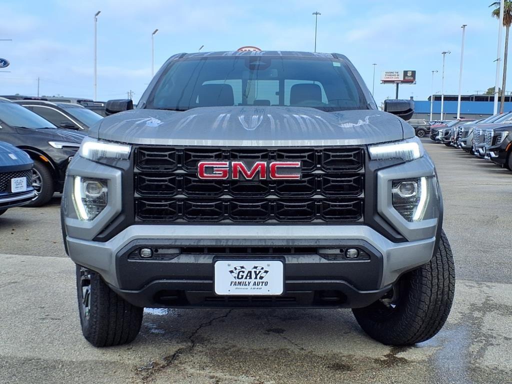 new 2025 GMC Canyon car, priced at $41,925