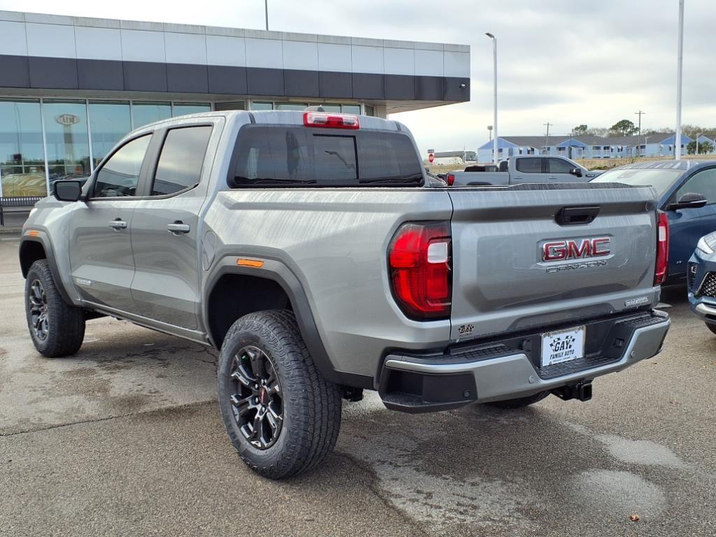 new 2025 GMC Canyon car, priced at $41,925