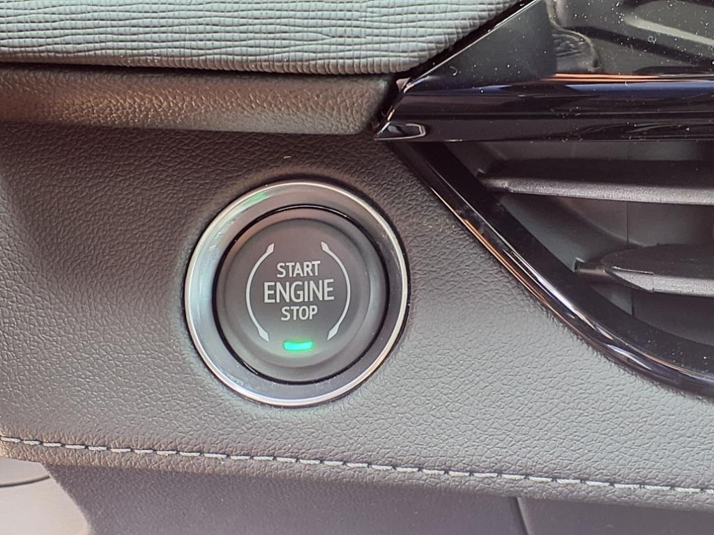 new 2025 Buick Enclave car, priced at $45,634