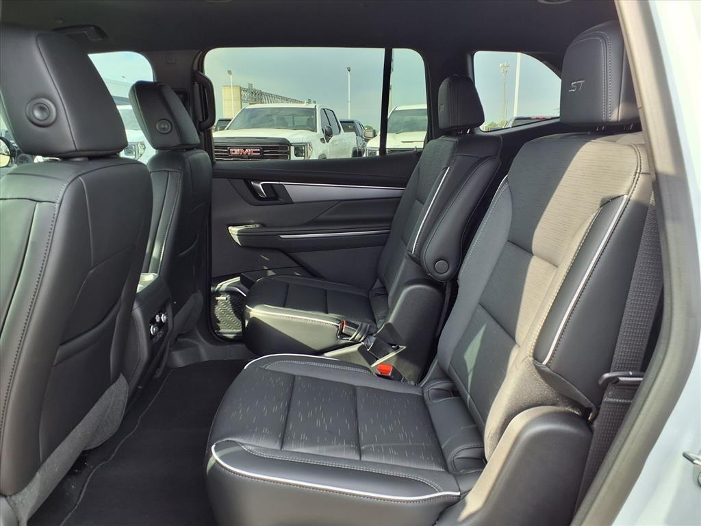 new 2026 Buick Enclave car, priced at $50,326