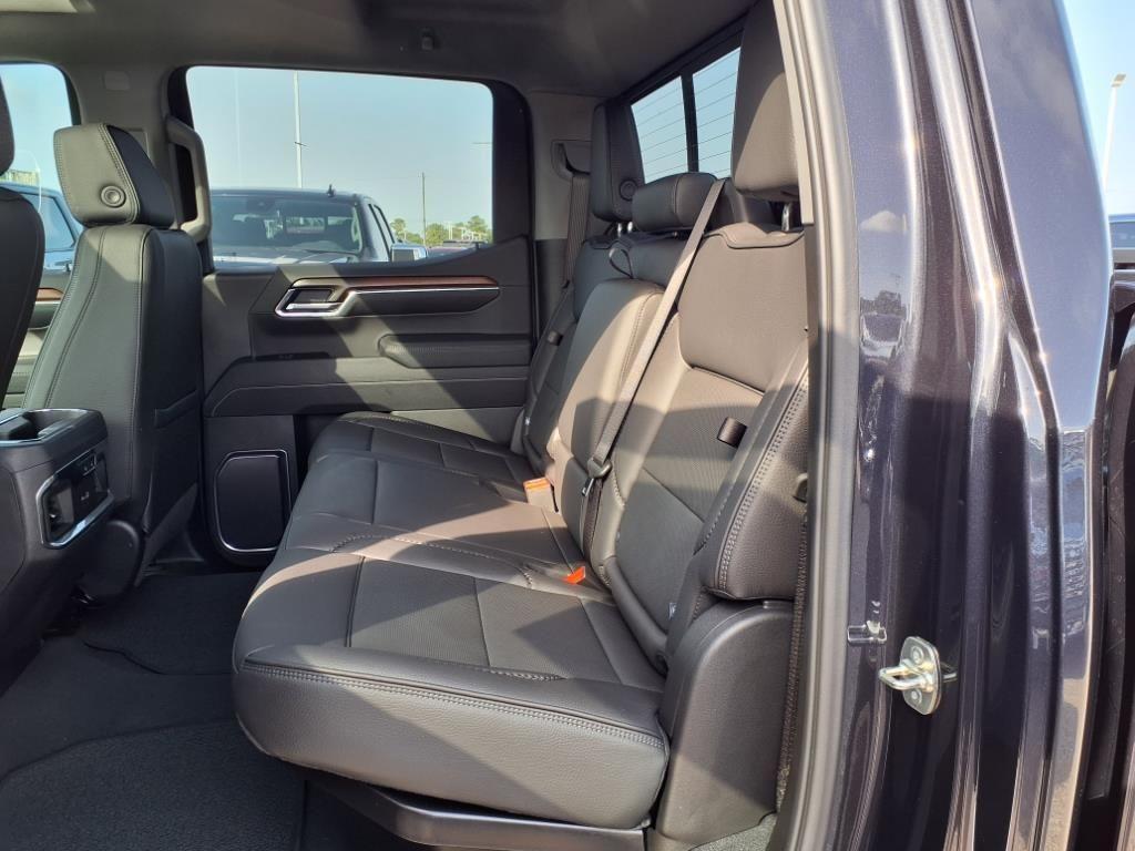 new 2025 GMC Sierra 1500 car, priced at $62,161