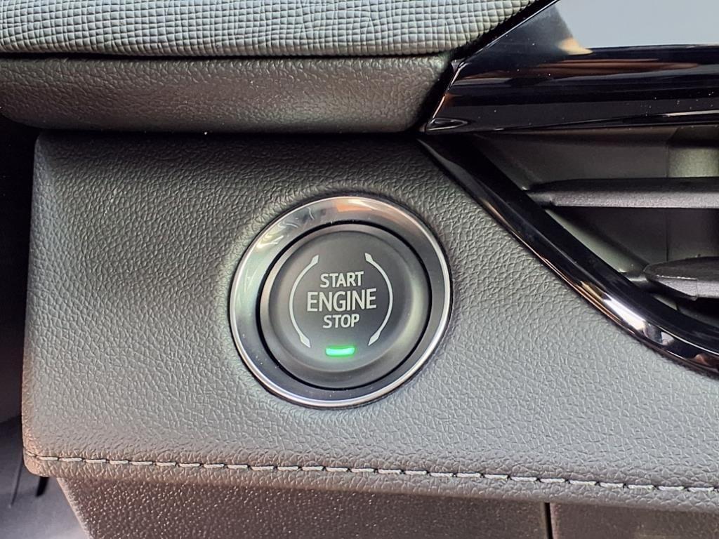 new 2025 Buick Enclave car, priced at $49,460