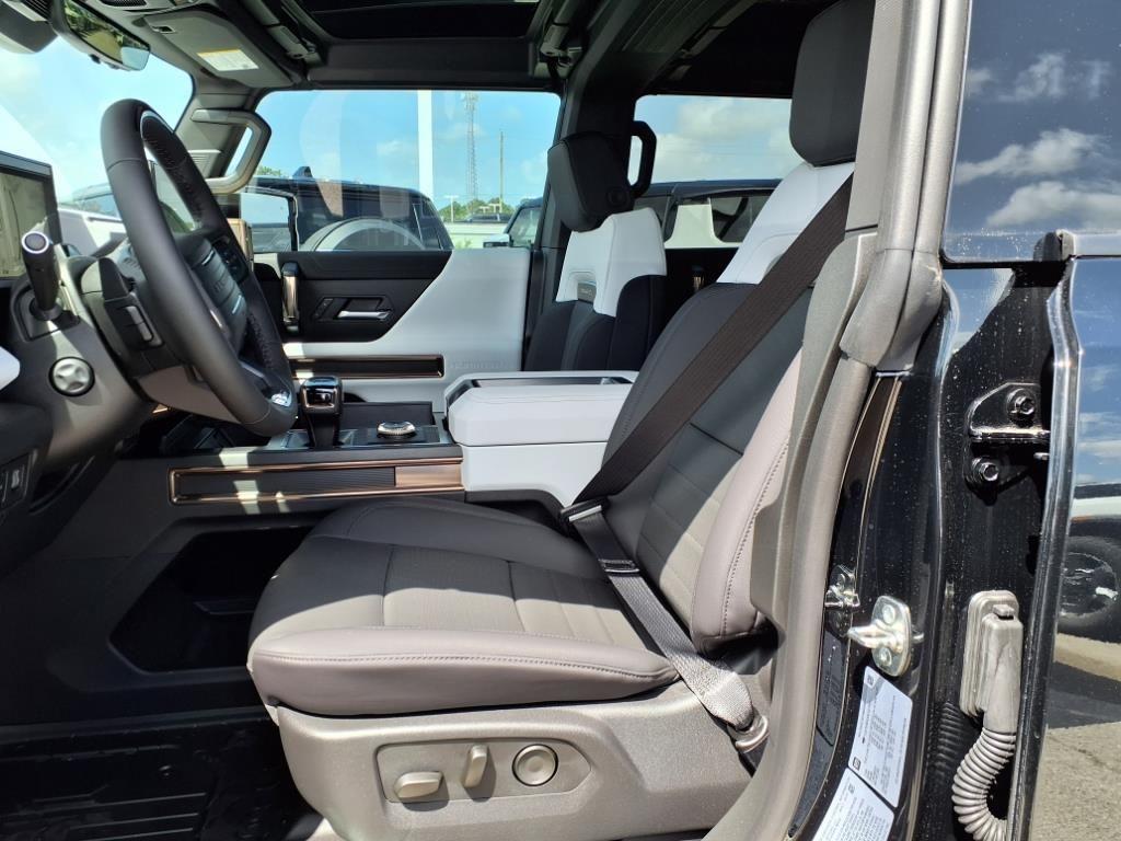 new 2025 GMC HUMMER EV SUV car, priced at $88,991
