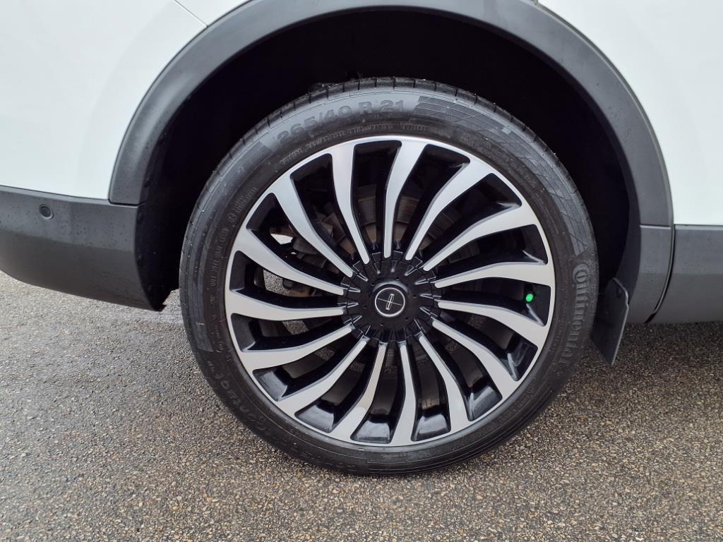 used 2020 Lincoln Nautilus car, priced at $30,991