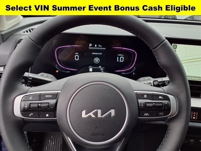 new 2025 Kia Sportage car, priced at $27,745
