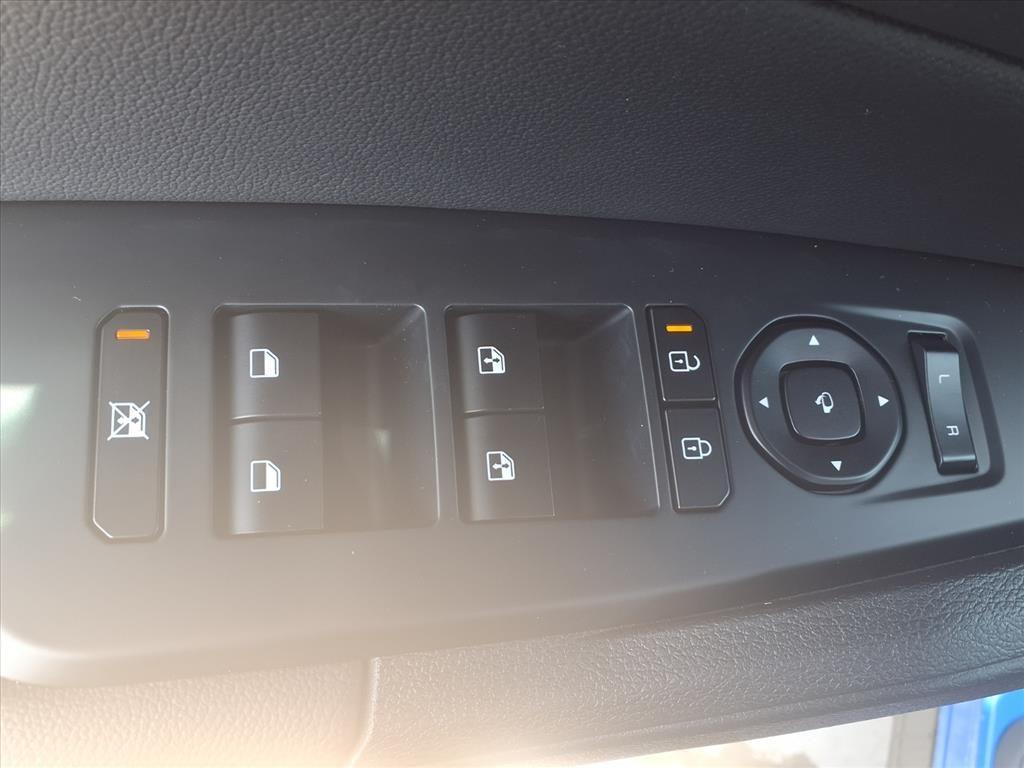 new 2026 Kia Sportage car, priced at $36,233