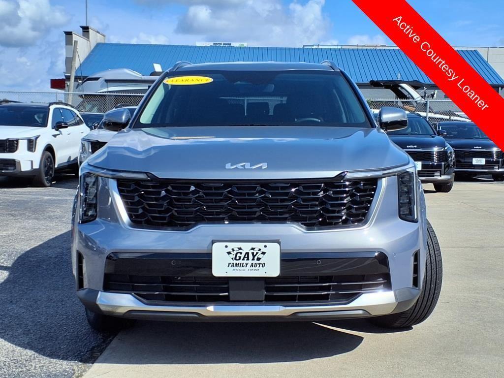 new 2025 Kia Sorento car, priced at $32,952