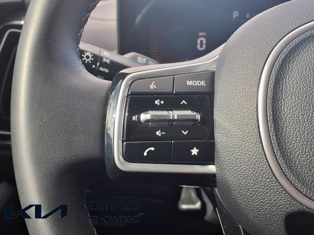 used 2025 Kia Sorento car, priced at $31,991
