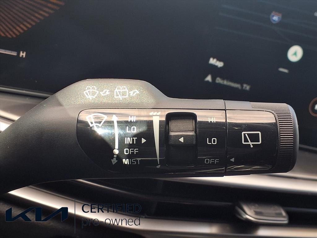 used 2025 Kia Sorento car, priced at $31,991