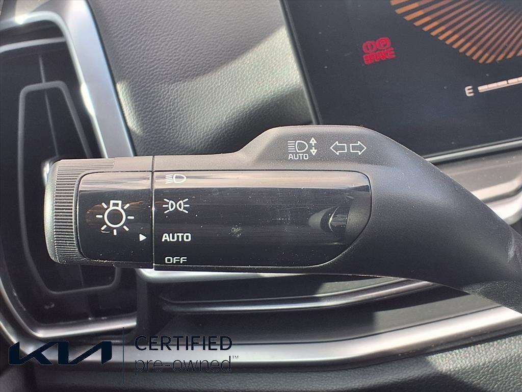 used 2025 Kia Sorento car, priced at $31,991