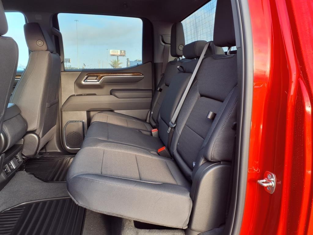 new 2025 GMC Sierra 1500 car, priced at $51,240