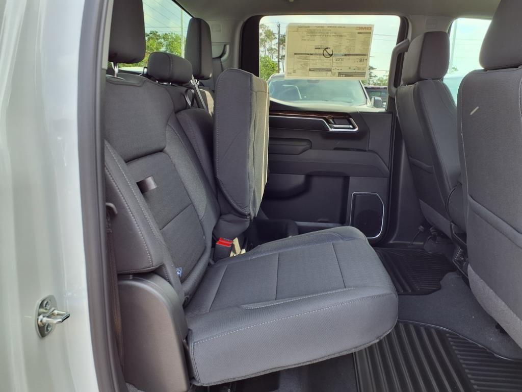 new 2025 GMC Sierra 1500 car, priced at $49,727