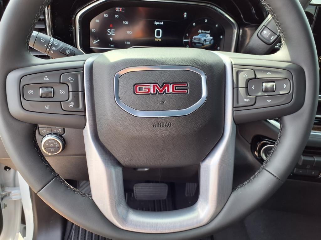 new 2025 GMC Sierra 1500 car, priced at $49,727