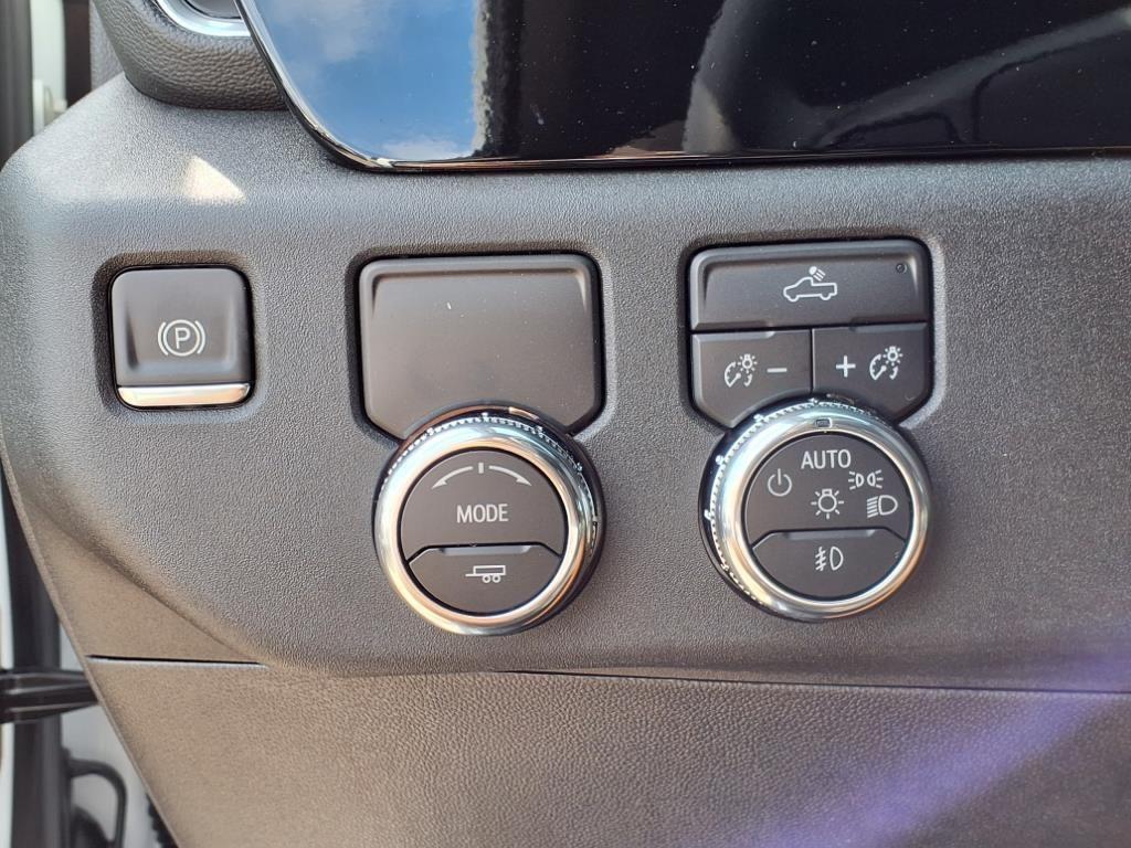new 2025 GMC Sierra 1500 car, priced at $49,727