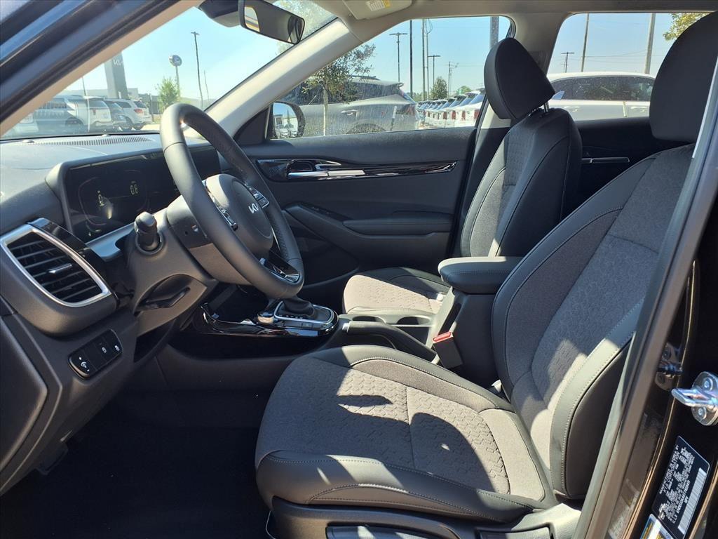 new 2026 Kia Seltos car, priced at $25,635