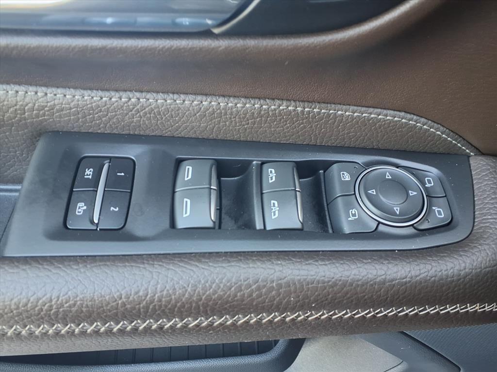 used 2021 GMC Yukon XL car, priced at $47,991