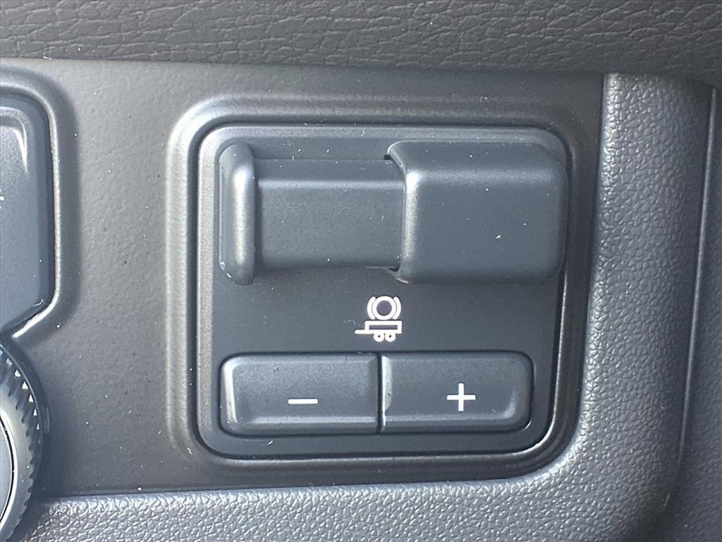 used 2021 GMC Yukon XL car, priced at $47,991