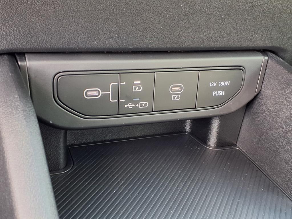 new 2025 Kia K4 car, priced at $22,957