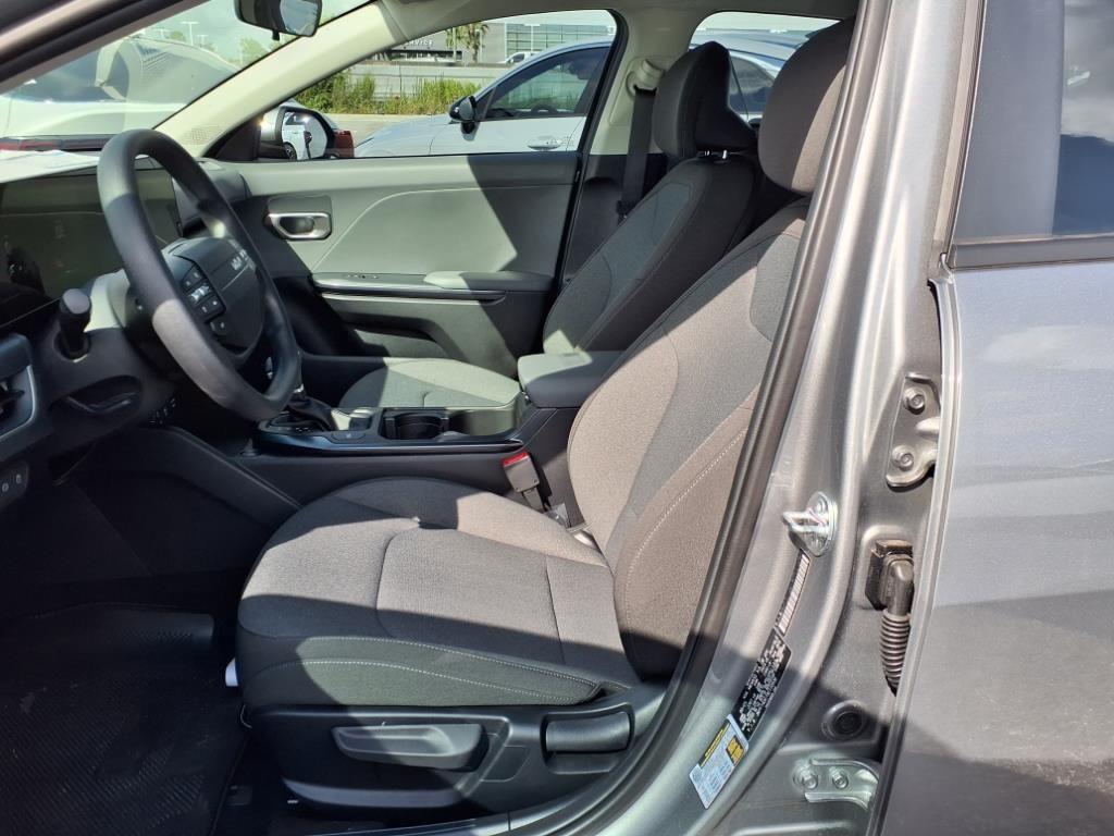new 2025 Kia K4 car, priced at $22,957