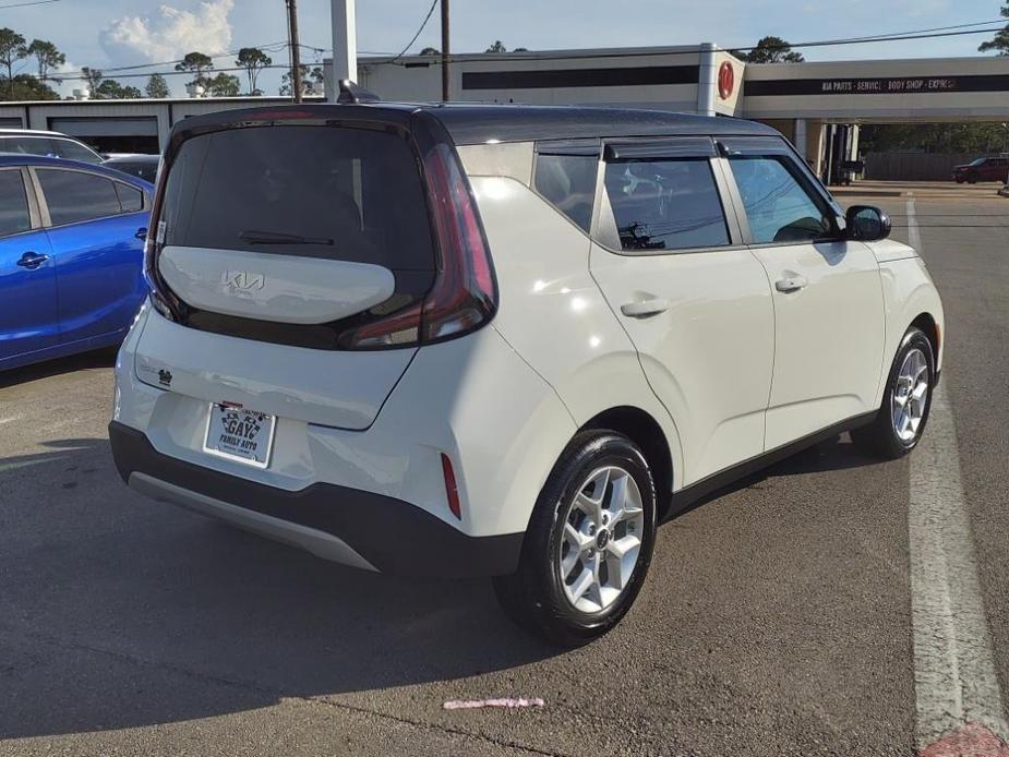 used 2024 Kia Soul car, priced at $22,993